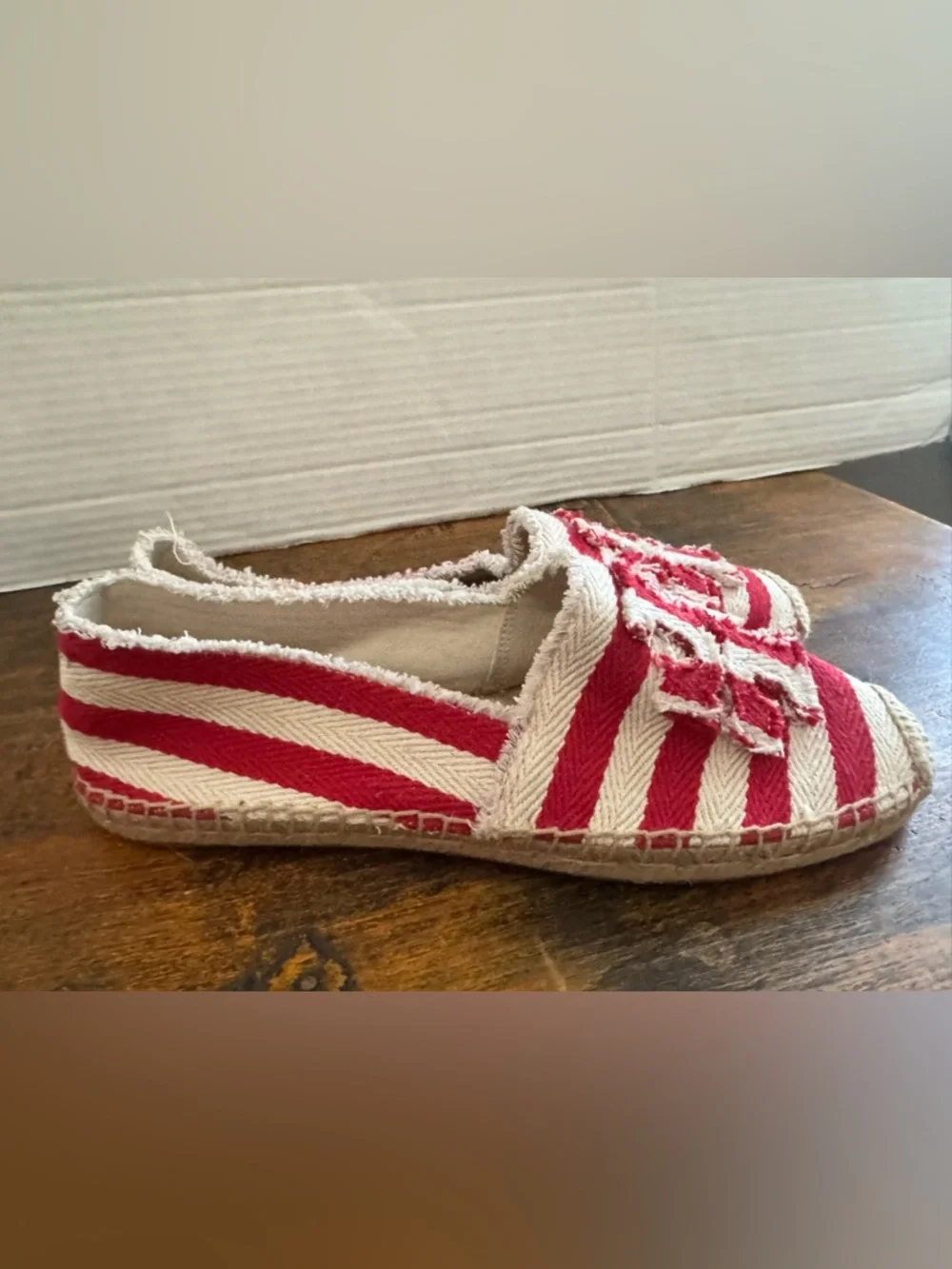 Tory Burch Fray Stripe Espadrille Flats Red White Canvas Logo Slip On Shoes 8.5